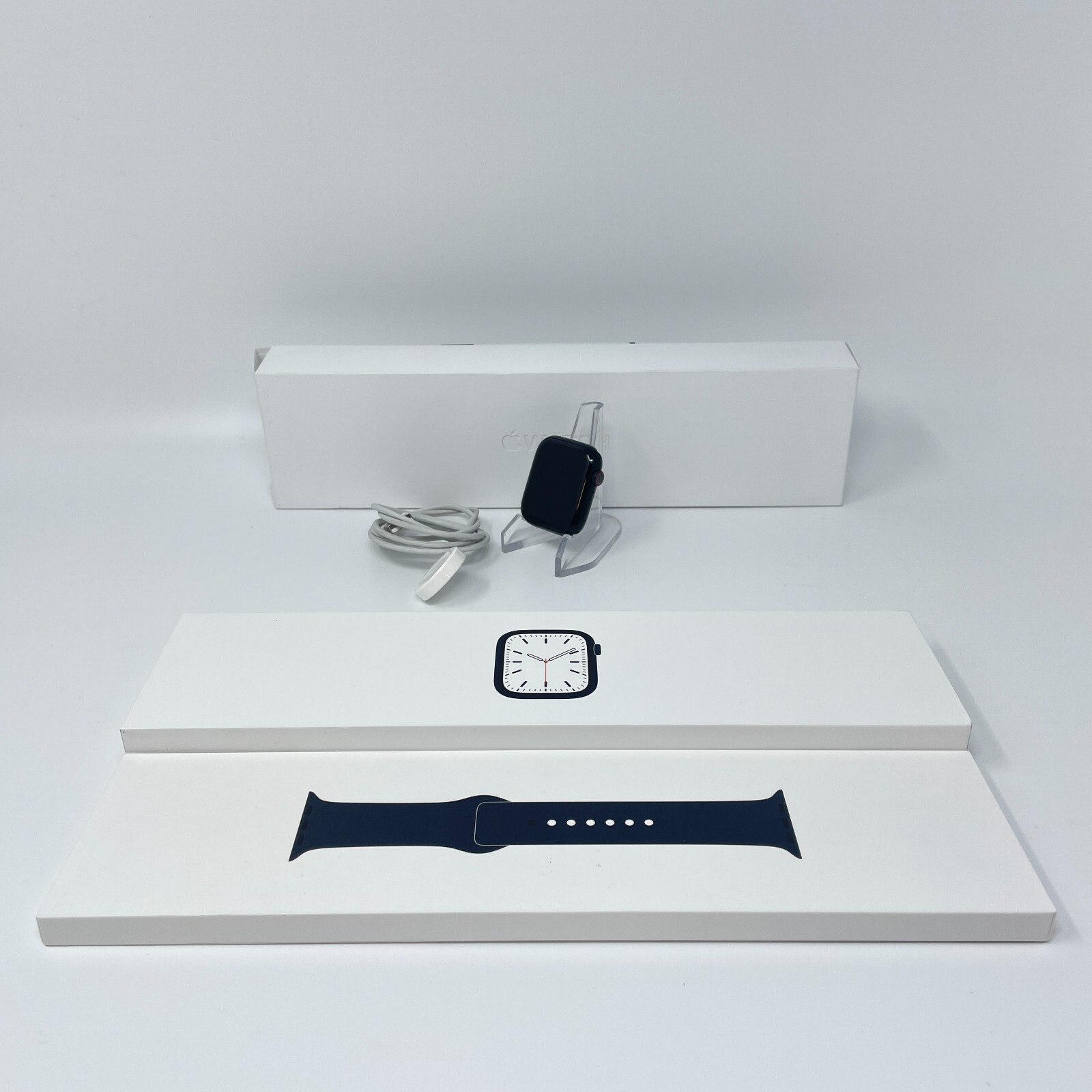 Apple Watch Series 7 Cellular Midnight Aluminum 45mm w/ Sport Band