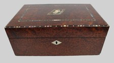 Antique Regency Writing Slope – Amboyna Veneer with Inlay (c.1820–1835)