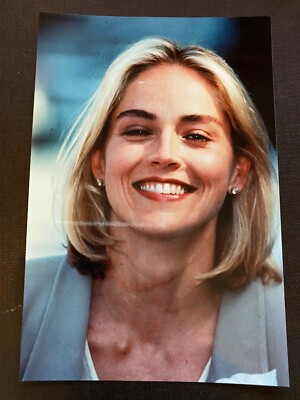 Celebrity Photograph 6 x4  Sharon Stone. Actress. Casino, Basic Instinct.