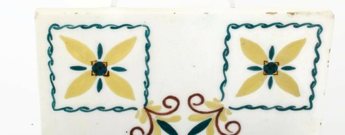 Gladding-McBean Hermosa Yellow and Green Floral Tile - Picture 3 of 5