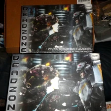 Deadzone X2  URBAN BATTLEZONE  MANTIC TRAVELLER   1 NEW AND OTHER JUST BULDINGS