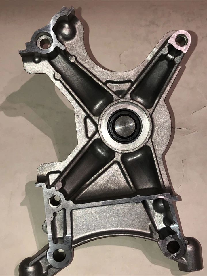 КРОНШТЕЙН ВОДЯНОГО НАСОСА LEXUS LS400 NPW T-149 ДЛЯ МОДЕЛЕЙ 1990-1997 - Изображение 4 из 4