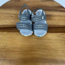 New NWOB Little Kids See Kai Run Billie Flexirun Strapped Gray Sandals Size 5 C