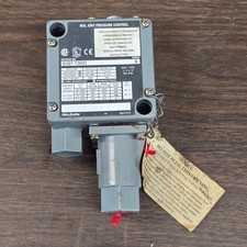 Allen-bradley 836t-t302j Series A Bulletin 836t Pressure Control Switch