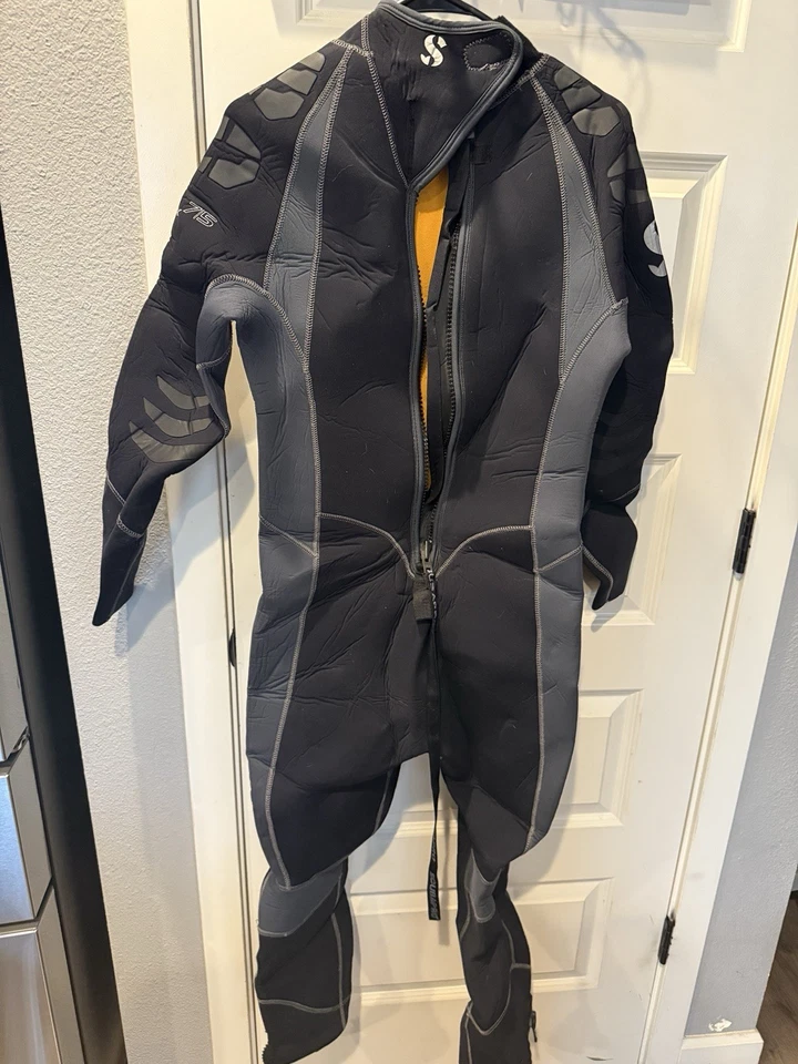 Traje de neopreno para hombre Scubapro Everflex 7/5 mm talla XL, buen estado uno reparado parece Foto 2 de 4