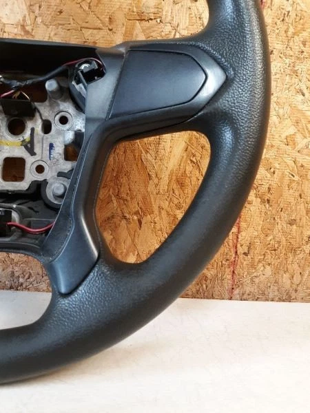 CHEVROLET SILVERADO 3500 15-19 VOLANTE NEGRO CON CONTR CRUCERO Foto 4 de 4