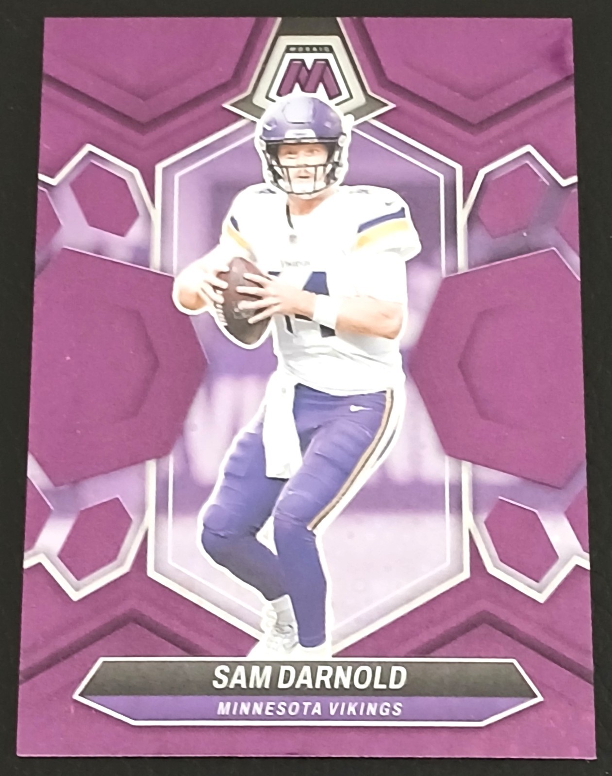 2024 Panini Mosaic Sam Darnold #141 No Huddle Purple Mosaic Prizm /50