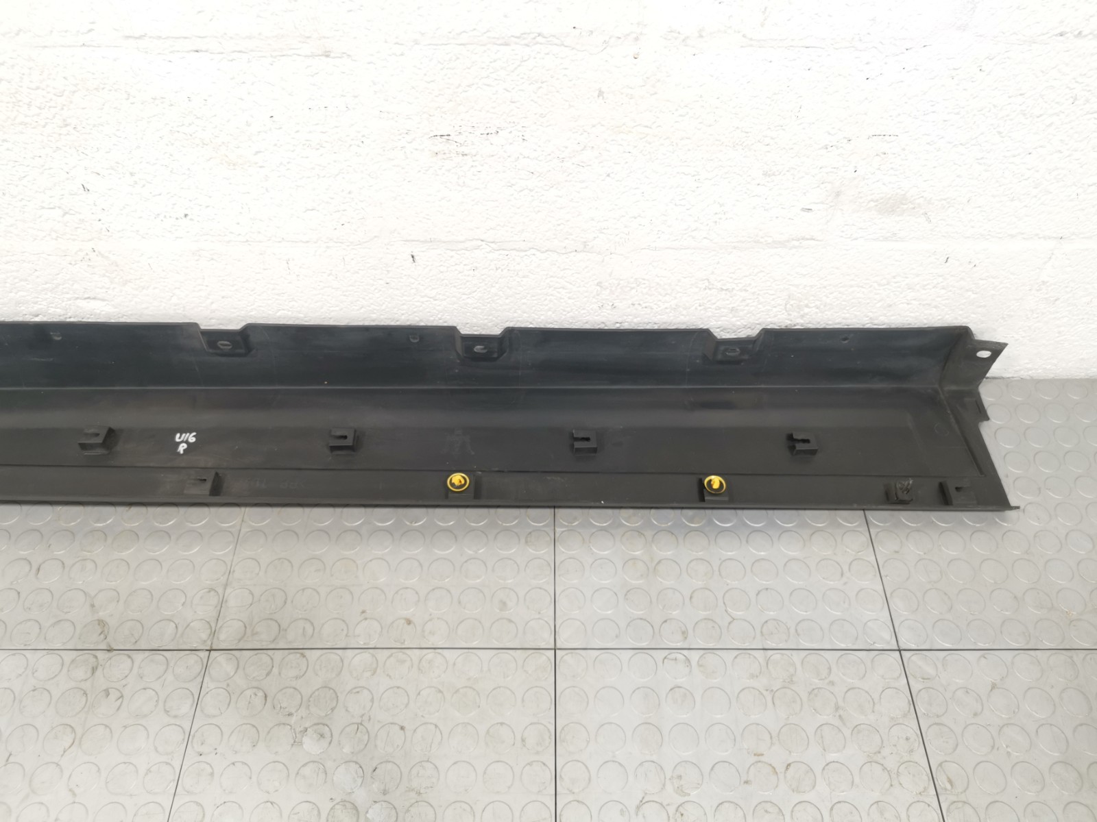 MASERATI Levante 3.0 2019 Right Passenger Side Rocker Panel Molding Sideskirt