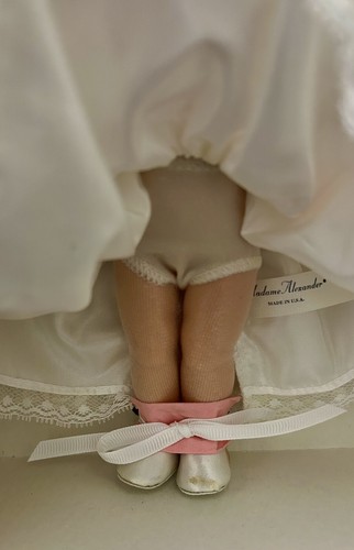 "Muñeca Madame Alexander 8"" vintage 2002 como nueva, celebración blanca 34240 NIOB con etiqueta" - Imagen 6 de 11