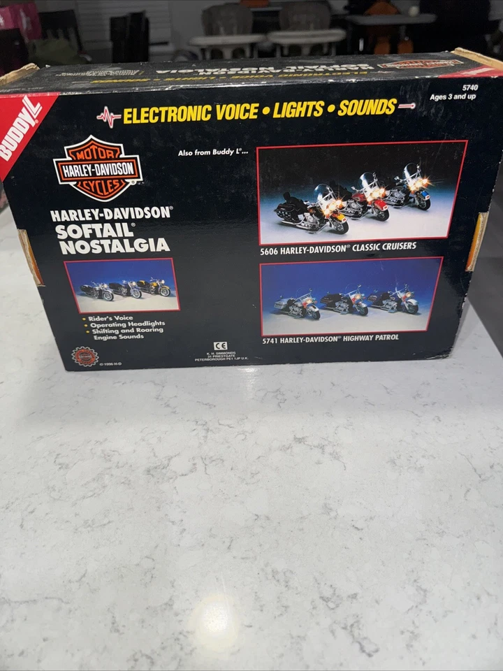 Luces y sonidos de motocicleta Buddy L Harley Davidson 1996 Softail #5740 NUEVO Foto 4 de 4