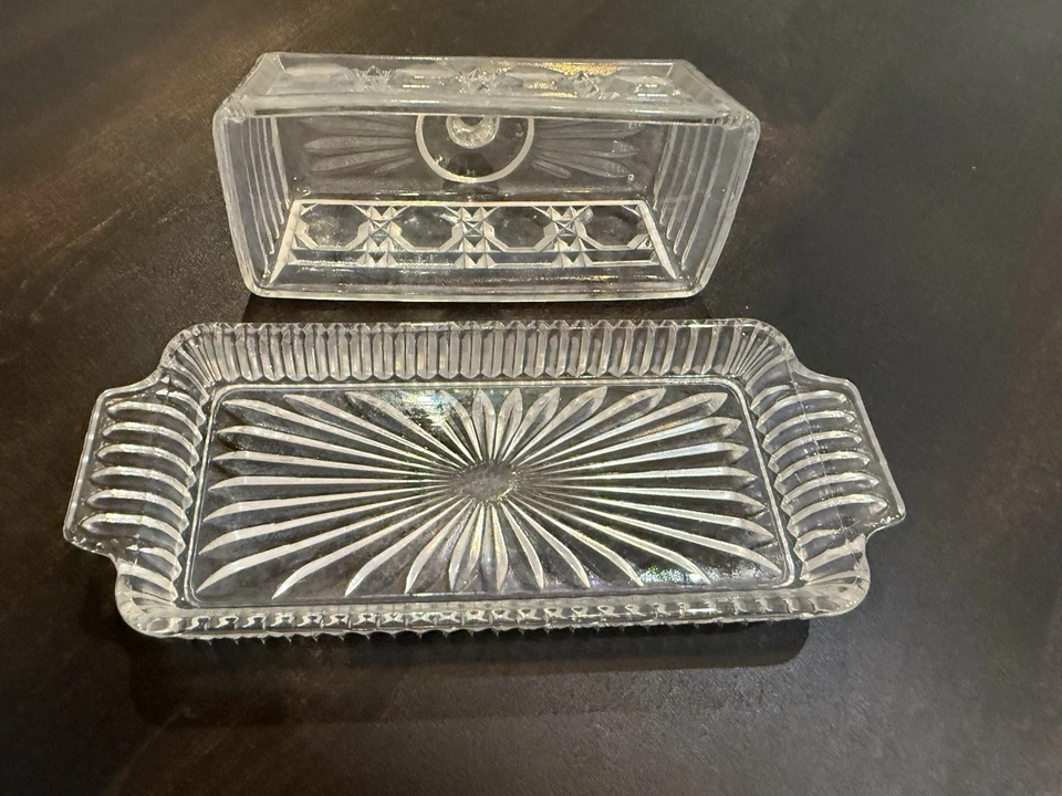 Plato/tapa de mantequilla cubierta vintage de vidrio federal Windsor de los años 70 - 1/4 libra Foto 2 de 4