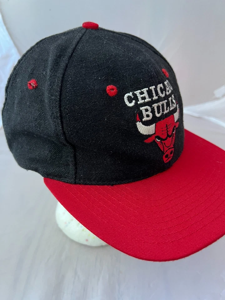 Antigo anos 90 Chicago Bull Snapback Algodão Preto/Vermelho Licenciado NBA RARO! - Imagem 3 de 4