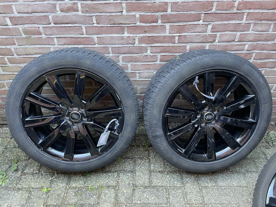 Range Rover Velar Winterreifen Satz - Bild 3 von 4