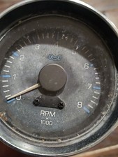 MEDALLION INSTRUMENTS MARINE TACHOMETER GAUGE RPM 0-8000 M20