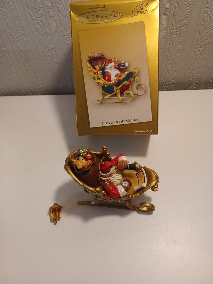 Hallmark KEEPSAKE Ornament Club Exclusive PLOTTING THE COURSE SANTA