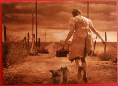 THE WIZARD OF OZ - Card #01 - A Close Call - Judy Garland - Breygent 2007