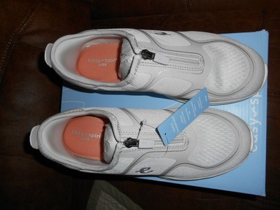 easy spirit skipper walking shoes
