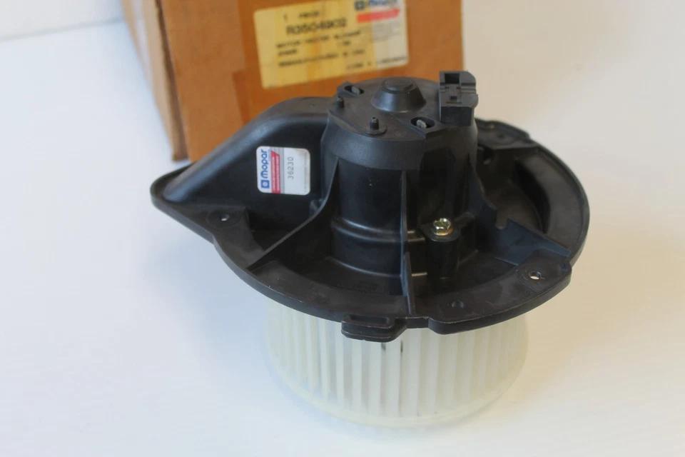 Nuevo de Lote Antiguo - OEM Mopar - Eagle Premier Calentador Soplador Motor R3504902 Foto 4 de 4