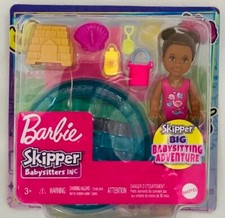 NUEVO EN CAJA Mattel Barbie Skipper Babysitters Inc. Muñeca para niños pequeños con juego de juguetes para piscina