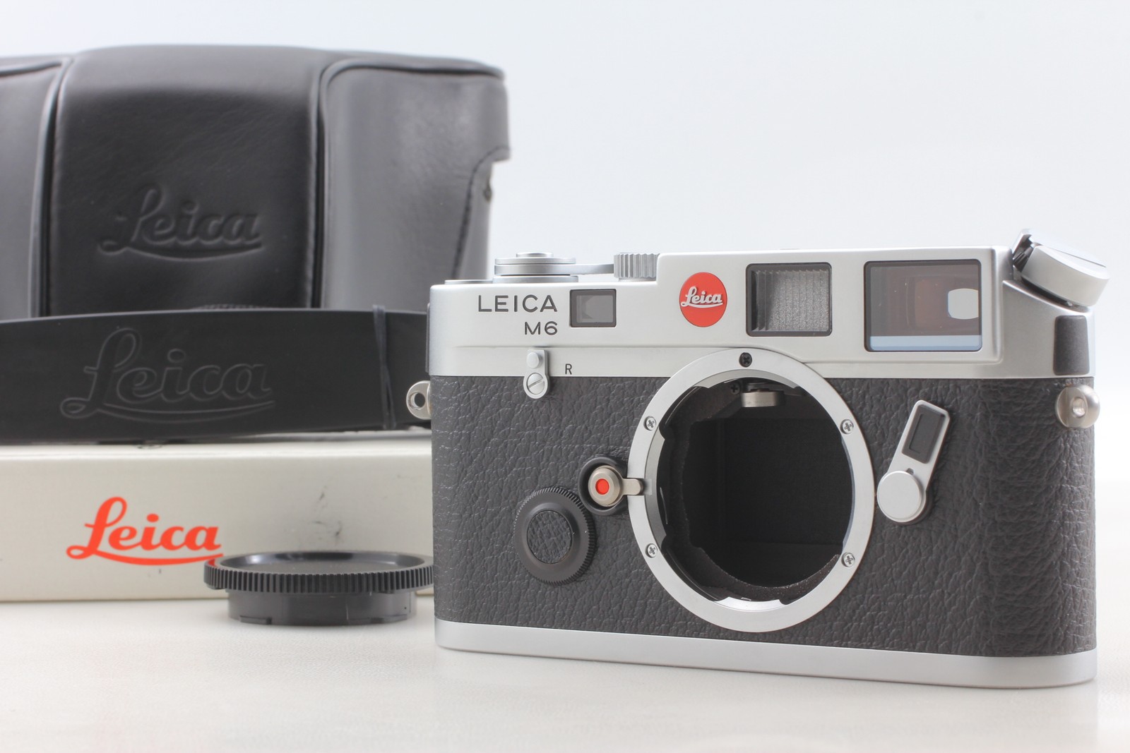⏯️[ MINT w/Case] Leica M6 Silver 0.72 Non TTL Rangefinder Camera Body From JAPAN