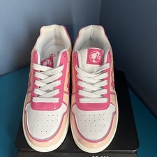 Women's Mattel Barbie Court Sneakers Skater Shoes Flower Hot Pink Sz 8