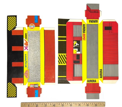 2pc Vtg 1970s Aurora AFX G+ CARDBOARD TRACK DECOR Unused HO Race Track Accessory - Picture 3 of 4