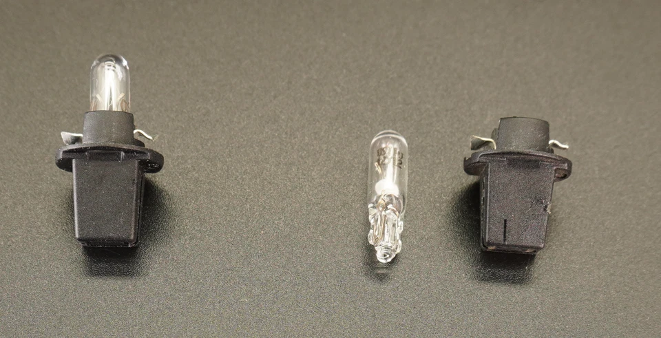 MERCEDES BENZ CLIMATE CONTROL LIGHT BULB LAMP R129 W140 W163 R170 W202 W208 W210 - Image 3 of 3