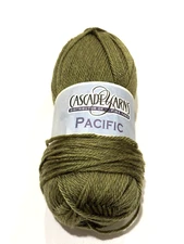 Cascade Yarns Pacific Yarn 63 Green DL 031656 Super Wash Merino Wool Acrylic 3oz