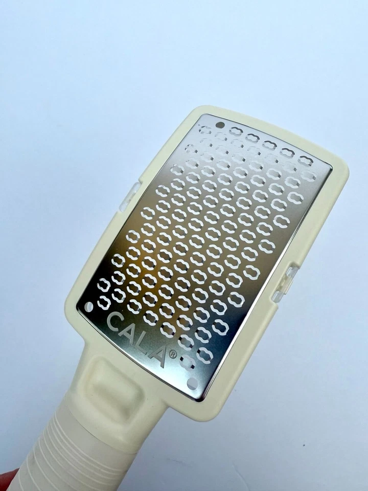 Cala Silky Glide Pro средство для удаления мозолей педикюр ног микро пилка белый - Изображение 4 из 4