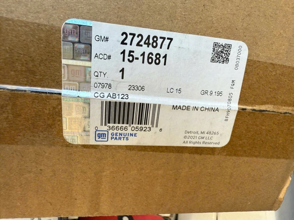 Acumulador de aire acondicionado AC Delco 15-1681 nuevo para camioneta Chevy Suburban Blazer Sierra Foto 2 de 2