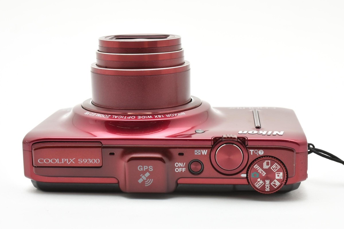 Nikon COOLPIX S9300 16.0MP 18x zoom ottico argento fotocamera