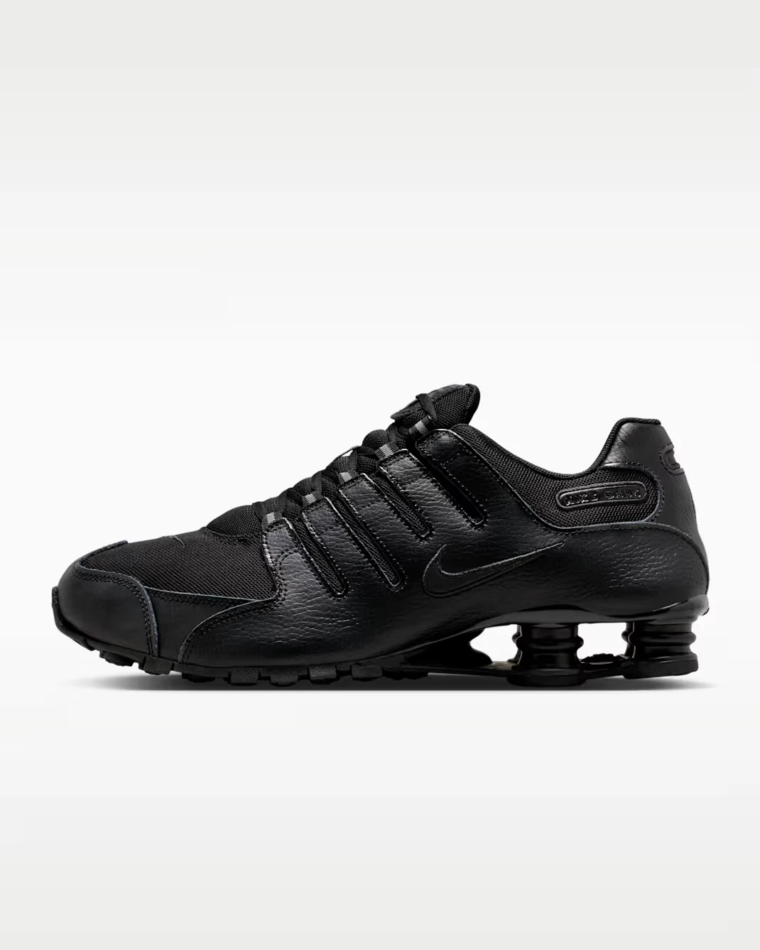 Nike Shox NZ Men's Shoes in Black Trainers