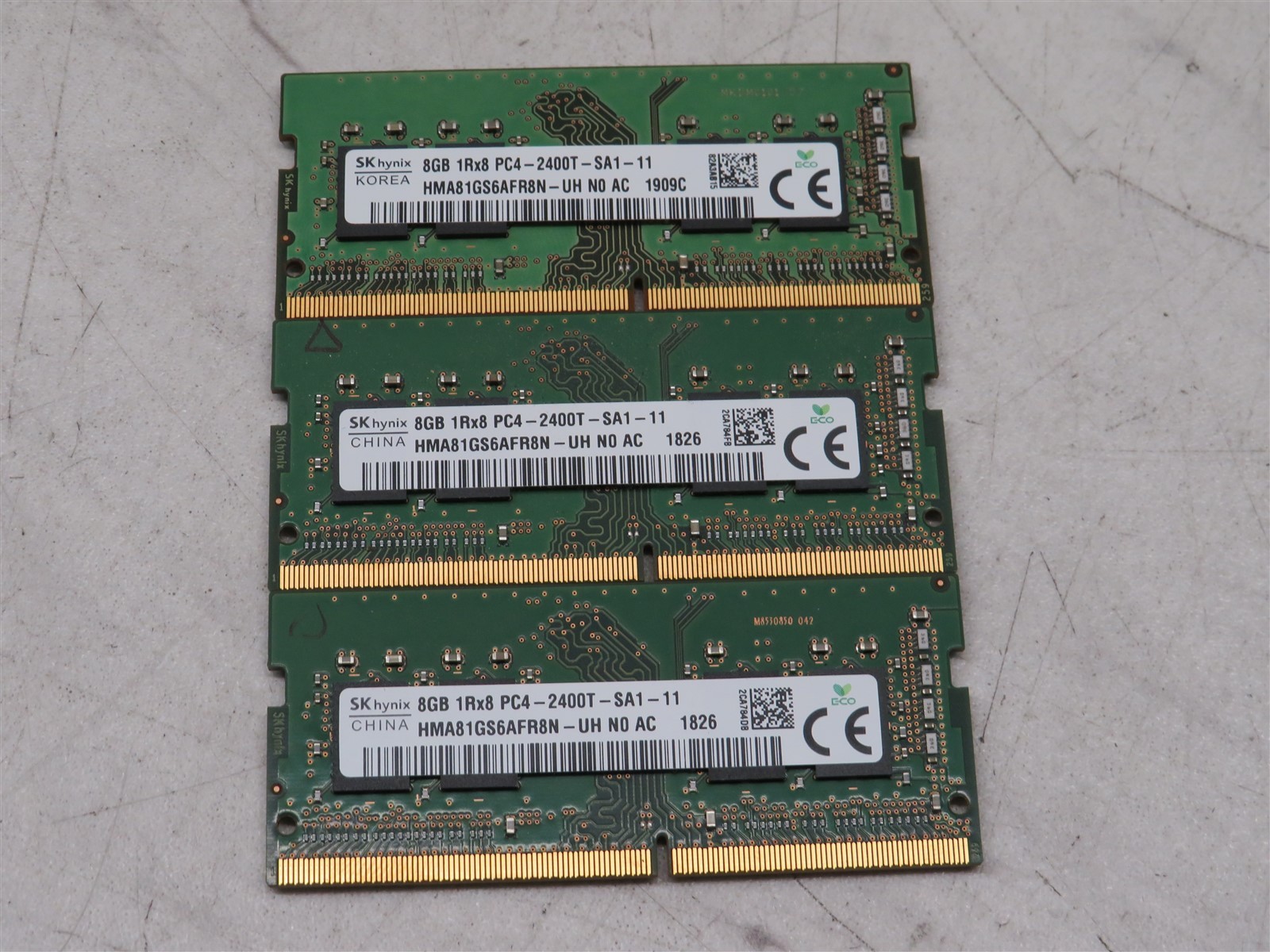 LOT OF 3 MEMORY 8GB 1RX8 PC4-2400T-SA1-11 Hynix HMA81GS6AFR8N-UH