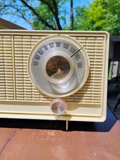 Preços baixos em Rádio GE em Rádios valvulados colecionáveis 1950