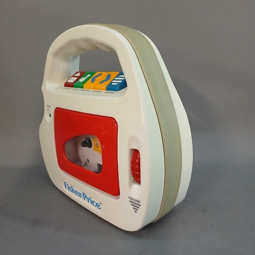 Fisher Price Cassette Tape Player Vintage Kids Toy Microphone Portable -FPL -CP - Picture 2 of 5