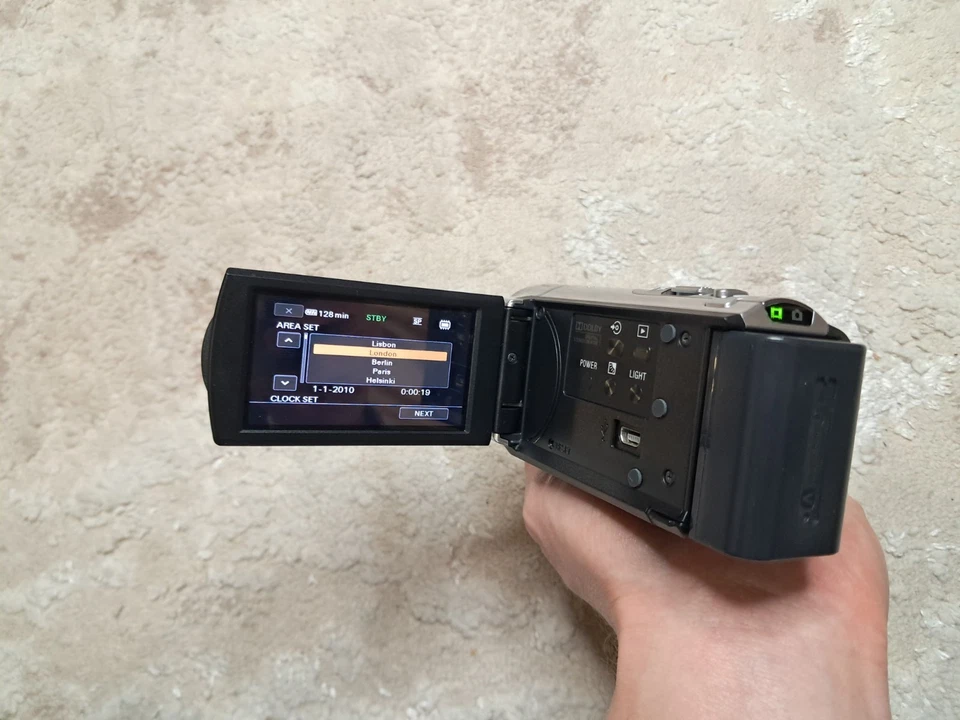 Sony Handycam DCR-SX63 Compact Digital Video Camcorder – 60x Zoom, 16GB Open Box - Image 4 of 4