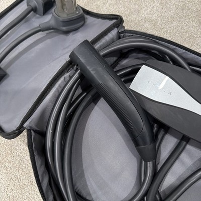 Tesla Universal Mobile Connector Gen 2 1101789-00-M Car Charger