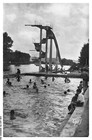 CAR-ACCP8-0572-77 - la plage de meaux-trilport - le bassin et le plongeoir