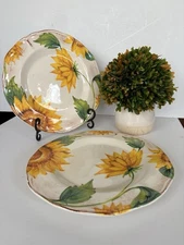 SUR LA TABLE Handcrafted Sunflower Charger/Dinner/Serving Plates. Set of 4. 