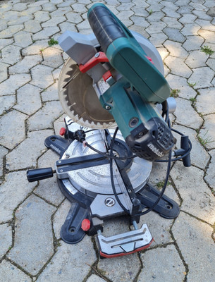 Metabo KGS 216 M Kappsäge, kraftvolles und zuverlässiges Werkzeug