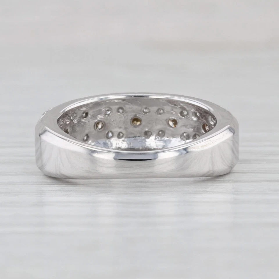 0.52ctw Pave Diamond Ring 10k White Gold Size 8 Wedding Band Size 8 - Image 4 of 4