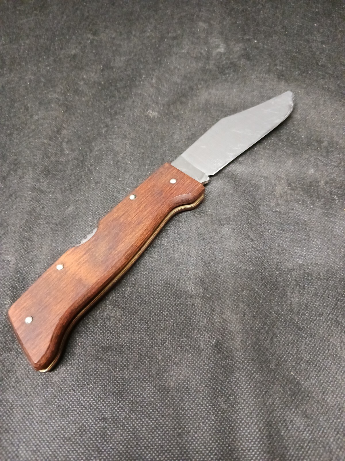 VTG IMPERIAL PRO HUNTER USA Stainless Hunting Knife Lockback Leather