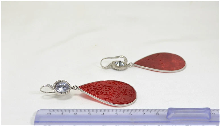 ORECCHINI IN ARGENTO 925 CON CORNIOLA PENDENTE E ZIRCONI BLU E BIANCHI AGHT 0401 - Immagine 3 di 3