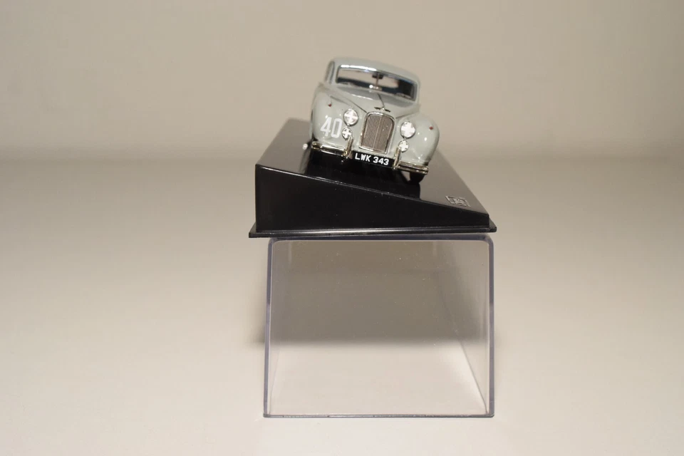 A39 1:43 IXO RAC238 JAGUAR MKVII #40 MUSGO AGITADO SILVERSTONE 1953 SIN USAR, EN CAJA RARO Foto 3 de 4