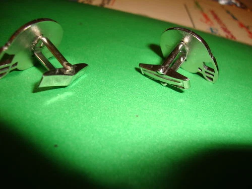 SAN DIEGO CHARGERS DISCONTINUED 1990'S ERA VINTAGE CUFFLINKS - Image 2 of 2