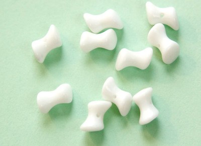 Vintage Hourglass or Dog Bone German Glass Beads 12mm (12) grm064A