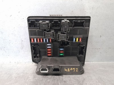 519222442 RELAIS SICHERUNGSKASTEN MULTIFUNKTIONSRELAIS / 6136052 FÜR RENAULT KOL