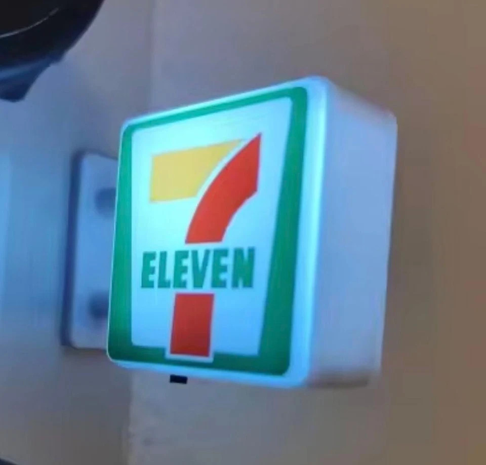 すまいる@セブン 7-Eleven Miniature Light Sign Magnet Convenience Store Mini LED