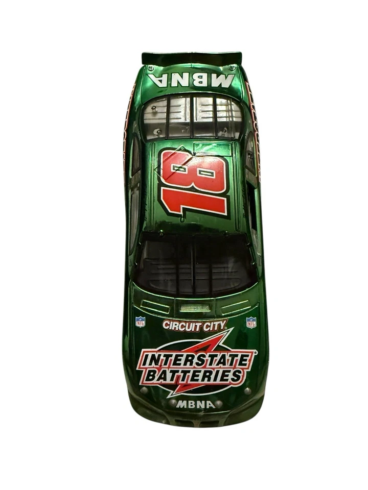 Baterías interestatales Bobby Labonte #18 2005 Monte Carlo escala 1:24 fuera de caja Foto 3 de 4