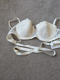 Brand New, Lise Charmel, Underwired Ivory Wedding Bra Size Uk 34C